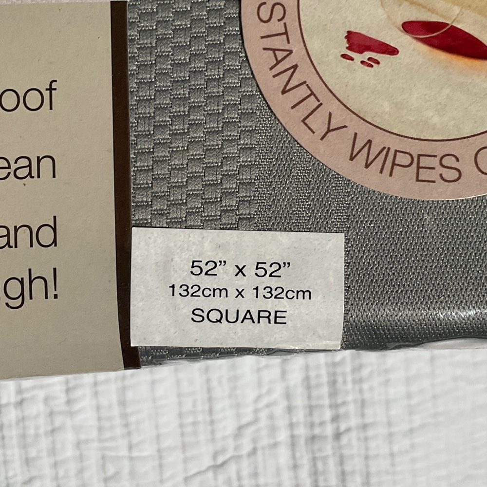 Encore Silver Microfiber Tablecloth - Picture 3 of 5